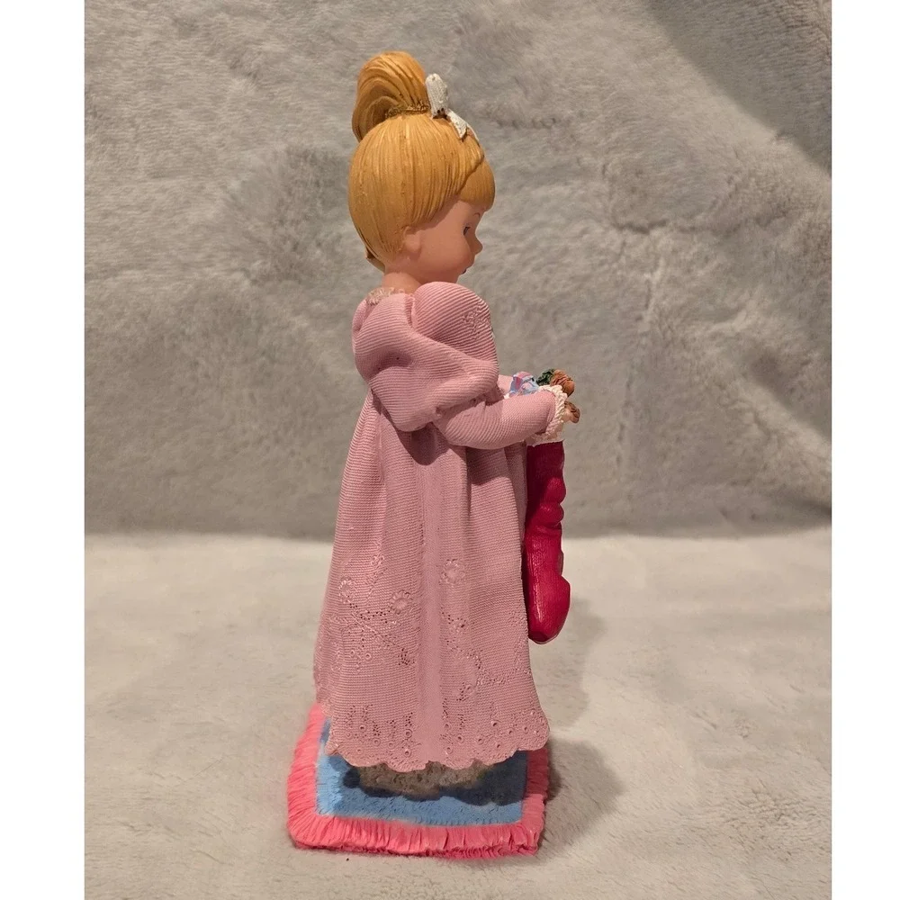 Vintage Madame Alexander Waiting for Santa Figurine Circa 2000 Edition #1‎ / 881
